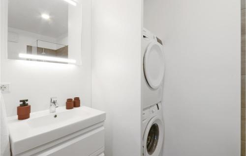 Penthouse Comfort - image 5