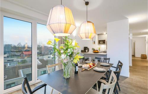 Penthouse Deluxe - image 8