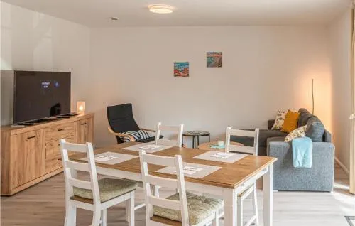 2 Bedroom Beautiful Home In Stapel in Süderstapel, Deutschland