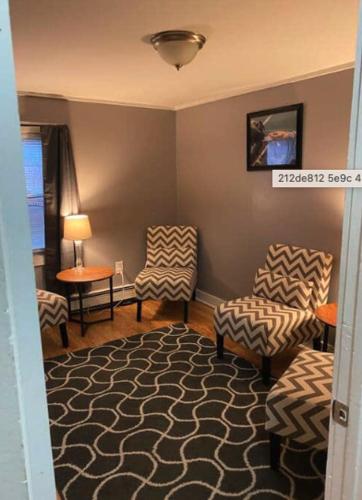 3rd Floor Furnished Apt Downtown Portland