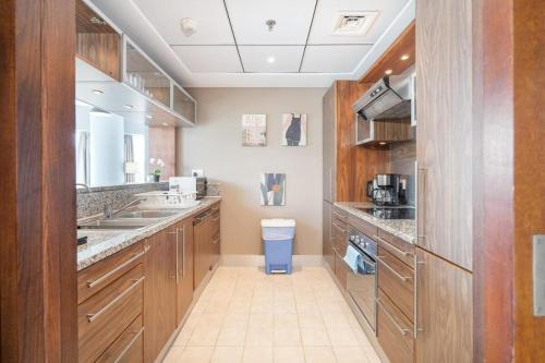 2 Bedroom Apartment full Marina View, Дубай (фото 6)