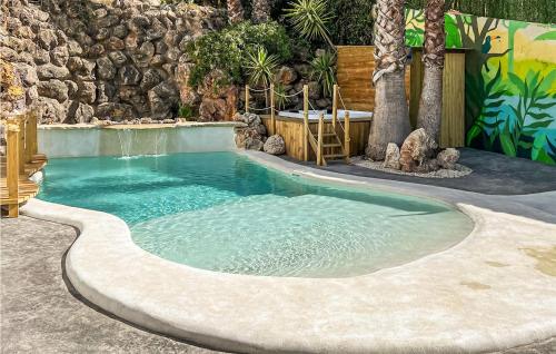 Beautiful home in Rute w/ Jacuzzi Outdoor swimming pool and 2 Bedrooms - image 5