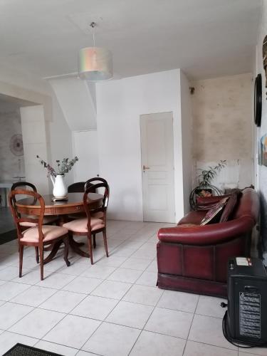Maison sansonnette gîte à louer Urzy