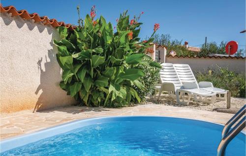 Peldbaseins, Stunning Home In Hreljici With Wifi in Hreljici