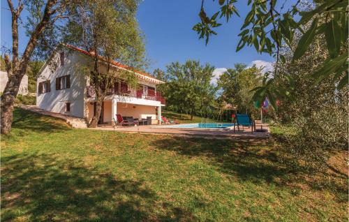 Peldbaseins, Holiday Home Vojnic Sinjski 11 in Vojnic Sinjski