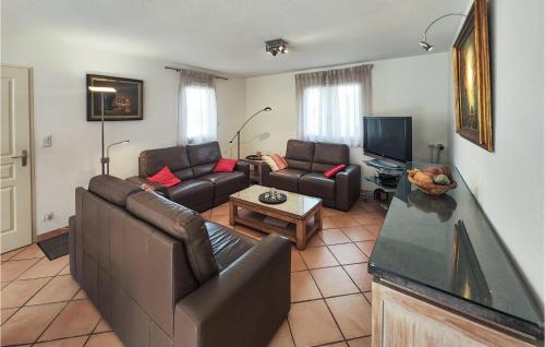 Four-Bedroom Holiday Home