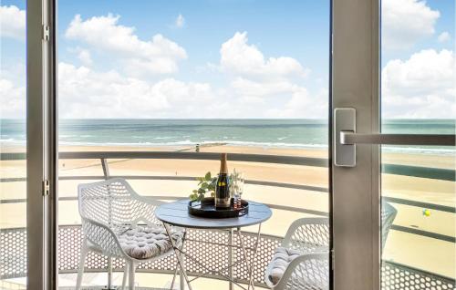 Two-Bedroom Apartment room in 2 Bedroom Lovely Apartment In Oostende
