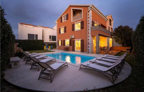 Villa Leon, Funtana
