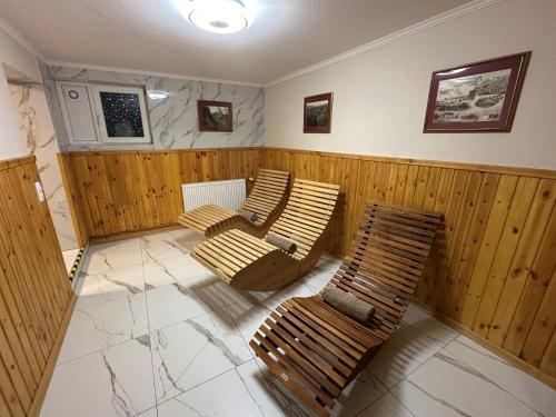 Hotel Gundl Alm - image 12