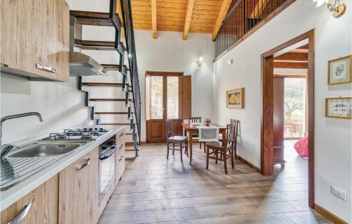 Eight-Bedroom Holiday Home in Torchiara - image 11
