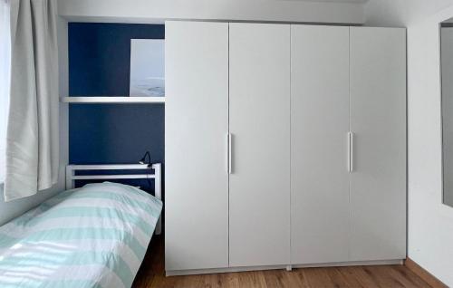 Two-Bedroom Apartment image 4