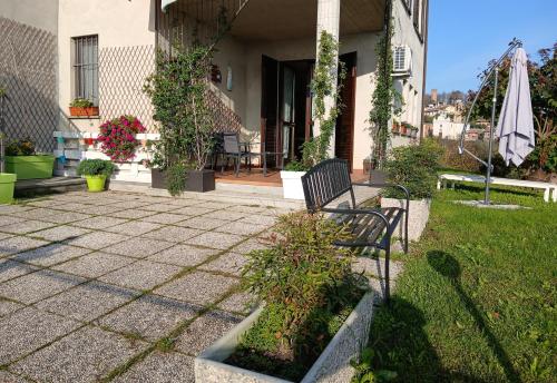  Maison Younesco - Villa indipendente exclusive in Castagnole Lanze