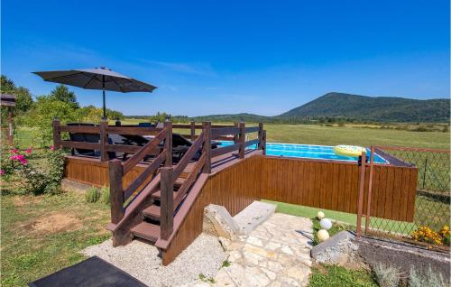 مسبح, Nice Home In Plaski With House A Panoramic View in Plaski