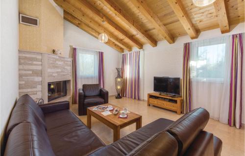 Luxurious Home In Rezanci in Rezanci