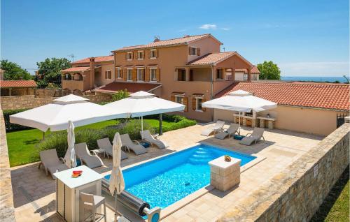 Stunning Home In Hr-52215 Vodnjan With Wifi