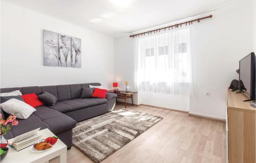 2 Bedroom Pet Friendly Home In Skrljevo in Sarici