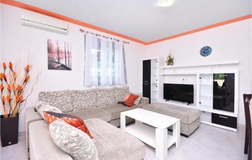 Gorgeous Home In Solin, Split (photo 4)