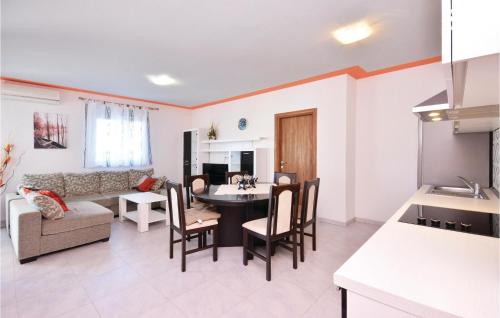 Gorgeous Home In Solin, Split (photo 6)
