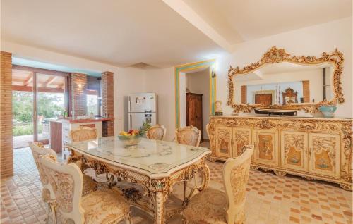 Seven-Bedroom Holiday Home