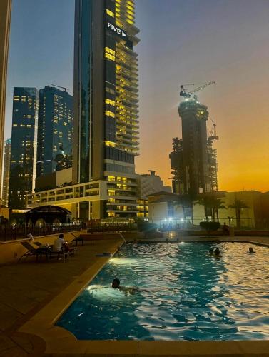 Four Stars Dubai Marina JBR 2