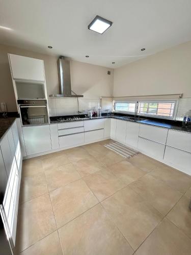 La serena near Rosario-Islas Malvinas nemzetközi repülőtér