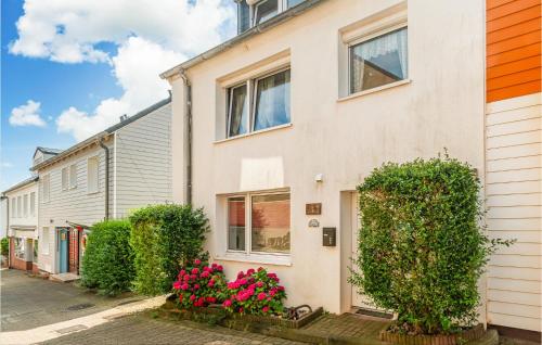 . Beautiful Apartment In Helgoland With Wifi