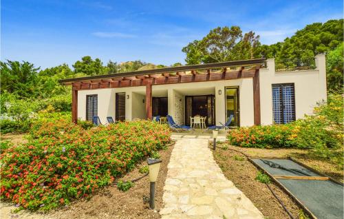  2 Bedroom Amazing Apartment In Cattolica Eraclea in Cattolica Eraclea