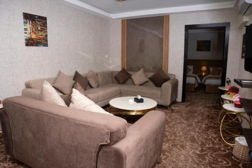 Sama Paris Plaza Hotel