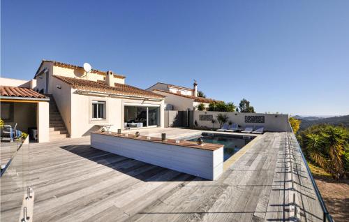 Exterior view, Amazing Home In Frejus in L'Escaillon
