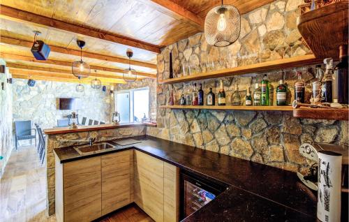 köök, Nice Apartment In Smokvica Krmpotska in Smokvica Krmpotska