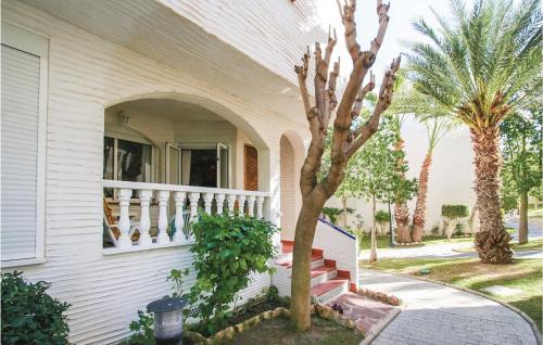 Amazing Home In Gran Alacant With Swimming Pool - image 3