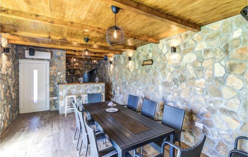 Hotelli välisilme, Nice Apartment In Smokvica Krmpotska in Smokvica Krmpotska