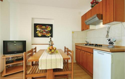 Konyha, Apartment Tar-Vabriga Istarske Kontrade Ii in Lanterna