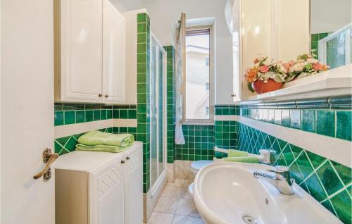 One-Bedroom Apartment in Ladispoli (RM) - image 14