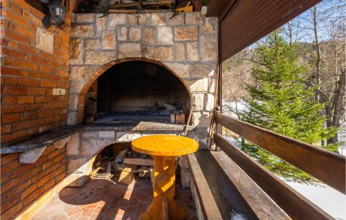 Cozy Home In Lokve With Jacuzzi Cozy Home In Lokve With Jacuzzi