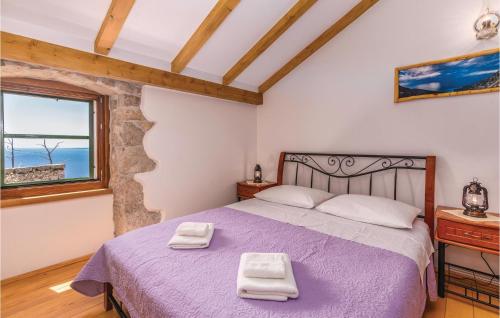 1 Bedroom Nice Home In Lubenice in Lubenice