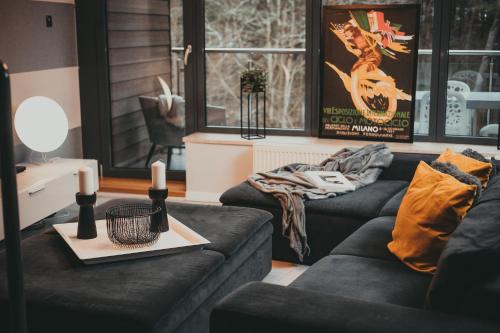 Przestronne Apartamenty Premium z Tarasem, Basenem i w Otoczeniu Przyrody Tuż przy Morzu - 2HomeRent