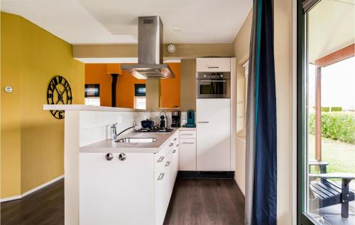 Four-Bedroom Holiday Home in Vlagtwedde - main image