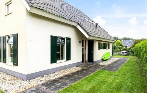 Four-Bedroom Holiday Home in Vlagtwedde - image 8