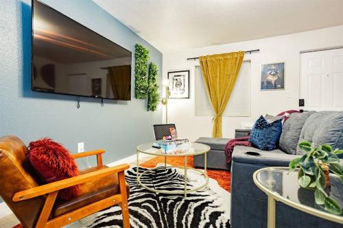 Star Motel Unit 3- New Premier & Private Las Vegas Arts District Home