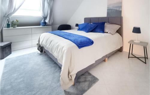 Amazing Home In La Chapelle-Vendômoise (Amazing Home In La Chapelle-Vendomoise) in Marolles (Centre)