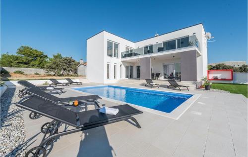 Villa Pollux, Zadar
