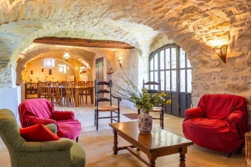 virtuve, Chambres d'Hôtes Mas de la Chadenede en Sud Ardèche (Chambres d'Hotes Mas de la Chadenede en Sud Ardeche) in Lagorsa