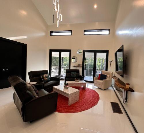 Highlands Modern Villa in Highlands, USA