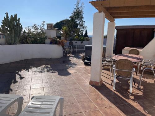 Penthouse with Private Roof terrace and jacuzzi, Fuengirola (foto 3)