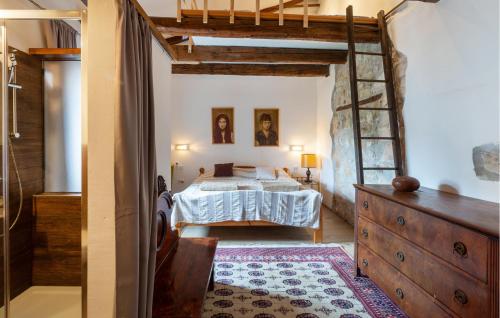 2 Bedroom Gorgeous Apartment In Porec - Tap to explore photos