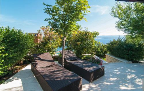 Kert, Holiday Home Ivasnjak V Vi in Lokva Rogoznica