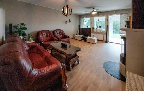 Five-Bedroom Holiday Home