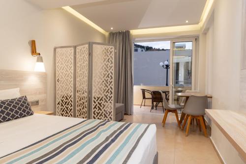Elpis Studio Apartments - Tap to explore photos