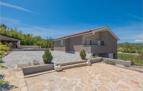 Viesnīcas āriene, Luxurious Home In Drum in Drum
